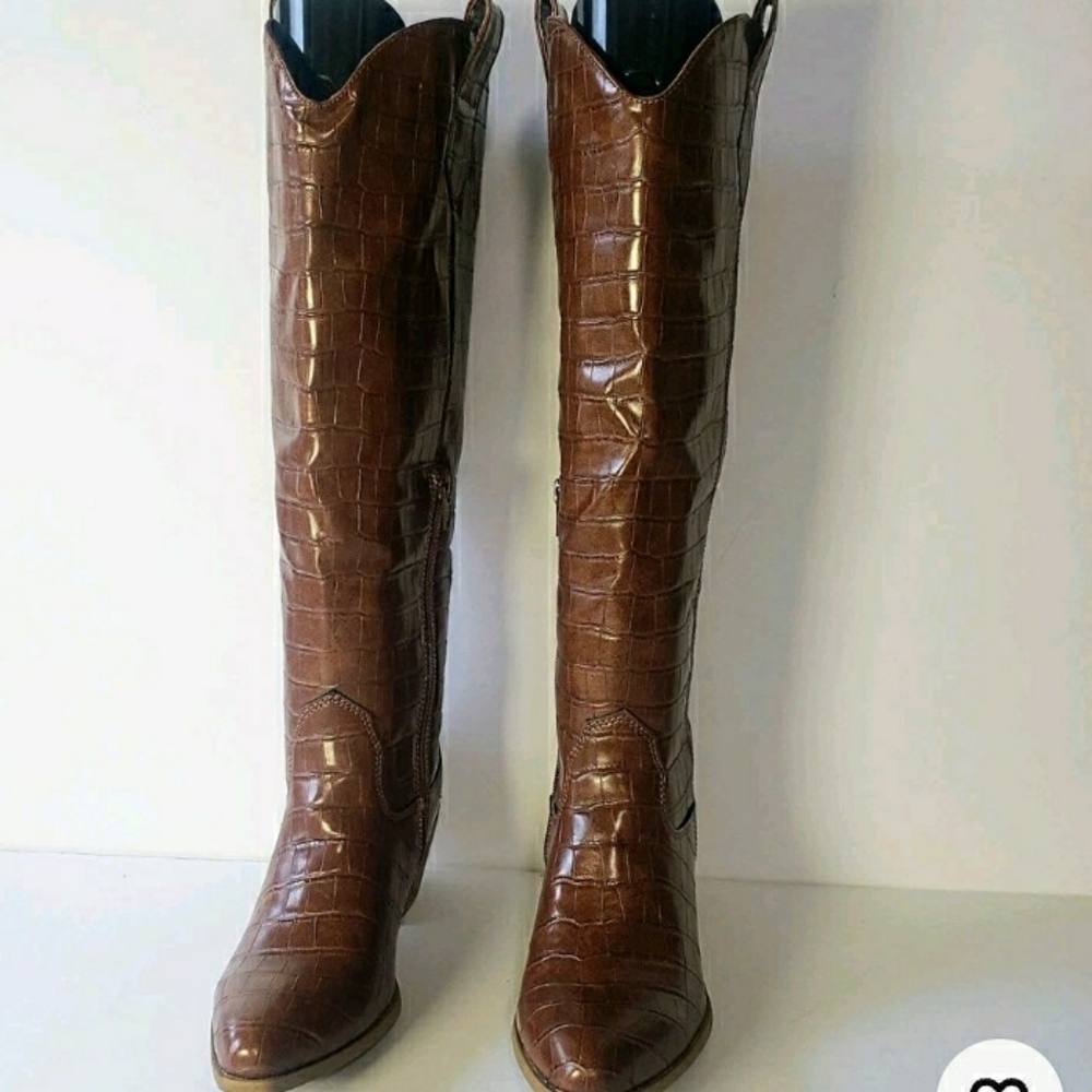 Sun + Stone "Dolly" Crocodile-print, Knee-high Boots, 5M NIB